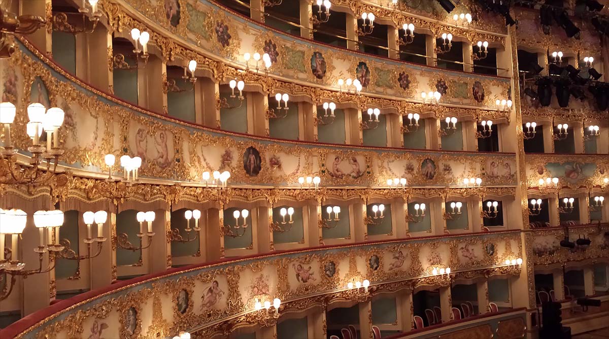 Ticketmaster informed Elena Constantinescu that the opera she planned to see was canceled and promised to give her money back. Did it?