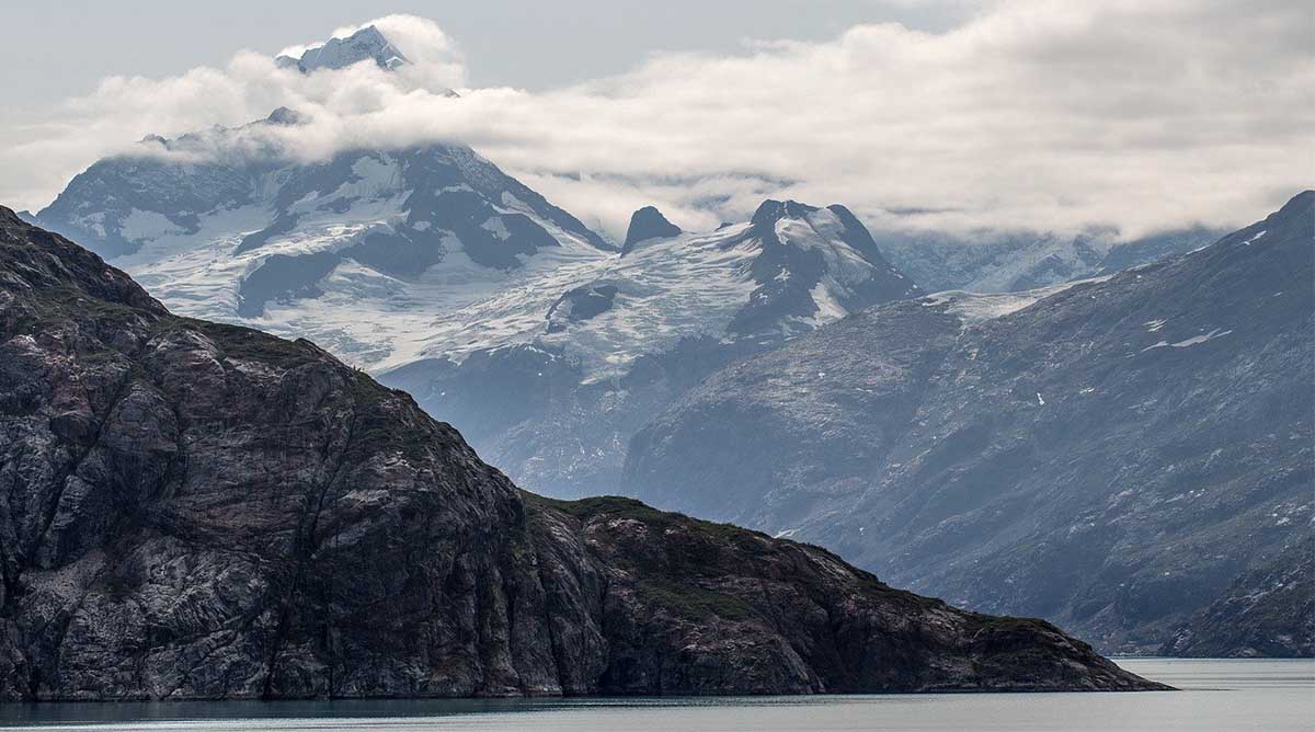 When Thomas Anderson's Alaska cruise gets canceled during the pandemic, UnCruise Adventures promises a refund. So where is it?