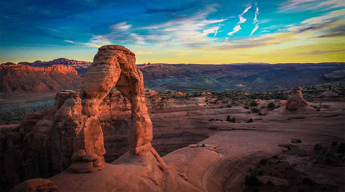 The pandemic led to a canceled National Parks tour for this traveler, so why won't Insight Vacations give her a refund? Let's take a look.